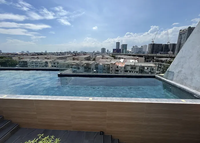 Hotel De Botan Bangna 3*